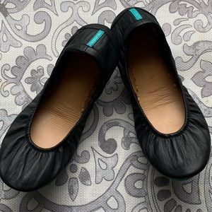 Matte black Tieks